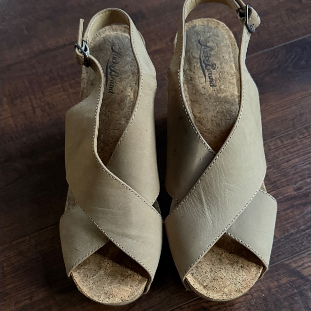 Lucky Brand Tan Wedge Sandals